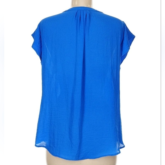 Liz Claiborne Blue Women's Gauzy Flowy Short Sleeve Blouse - Picture 3 of 11